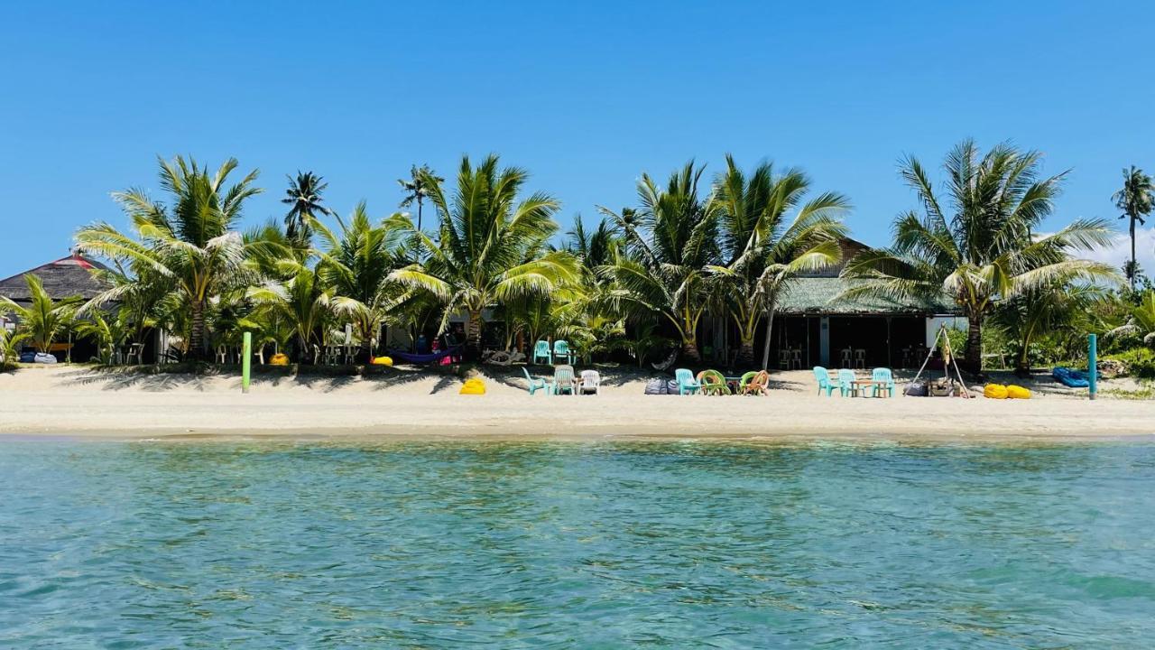 Footprints Beach Resort Agpudlos Εξωτερικό φωτογραφία
