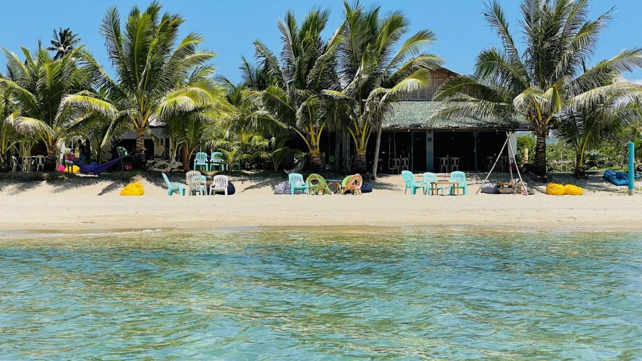 Footprints Beach Resort Agpudlos Εξωτερικό φωτογραφία
