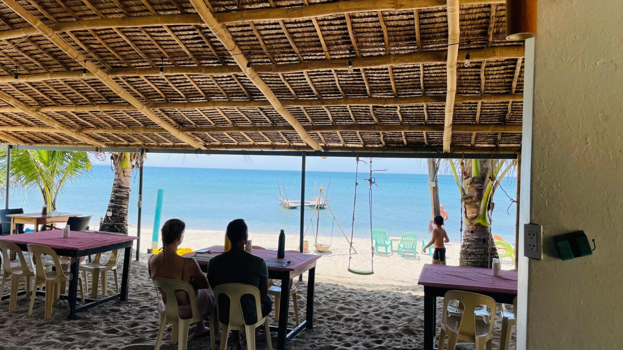 Footprints Beach Resort Agpudlos Εξωτερικό φωτογραφία