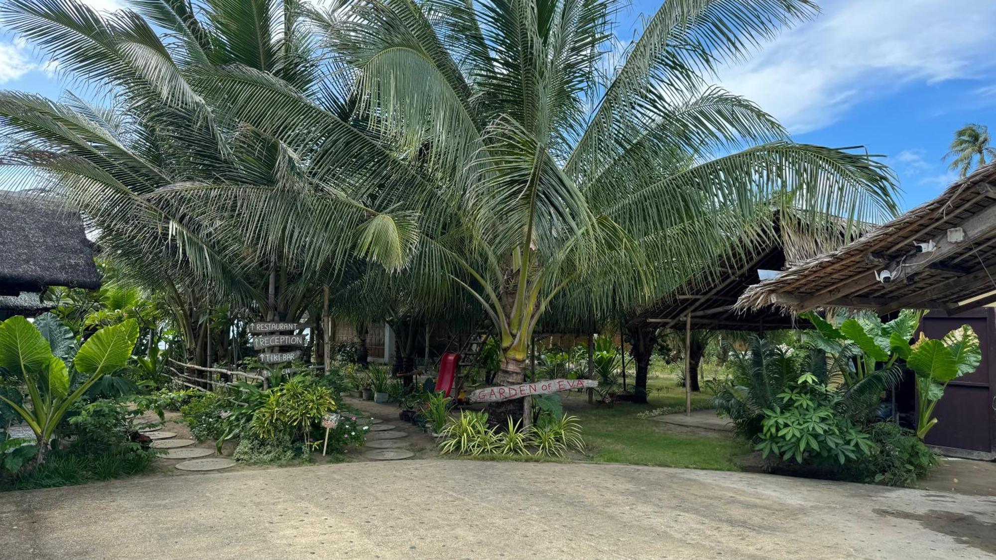 Footprints Beach Resort Agpudlos Εξωτερικό φωτογραφία
